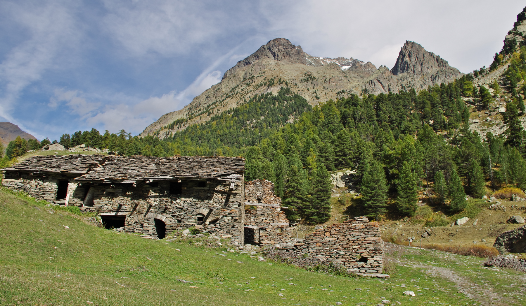 Hiking in Piemonte